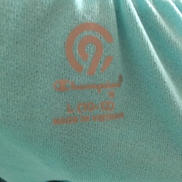 Blue champion shorts - Picture 4 of 4